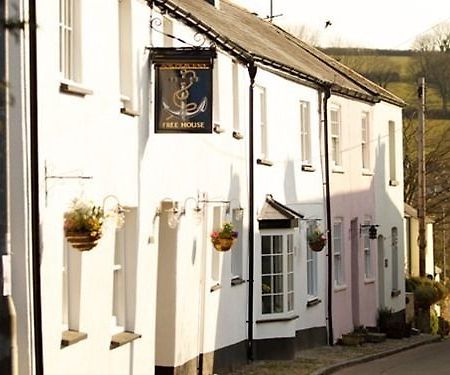 The Anchor Inn Ivybridge Exterior photo
